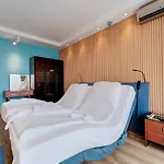Beachfront Smart Homes By Marty's アパートホテル