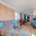 Beachfront Smart Homes By Marty's サニービーチ