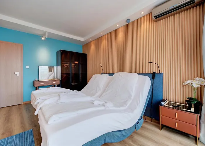 Beachfront Smart Homes By Marty's Aparthotel