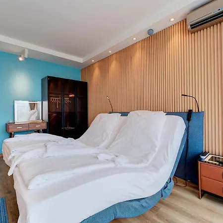 Beachfront Smart Homes By Marty's Aparthotel
