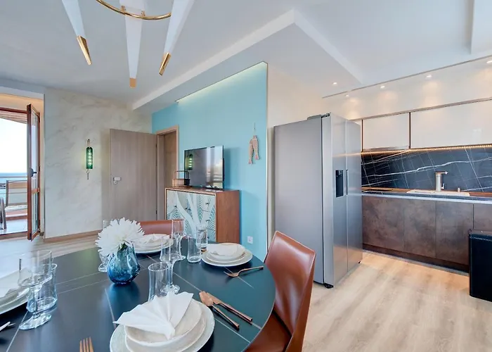 Beachfront Smart Homes By Marty's 阳光海滩