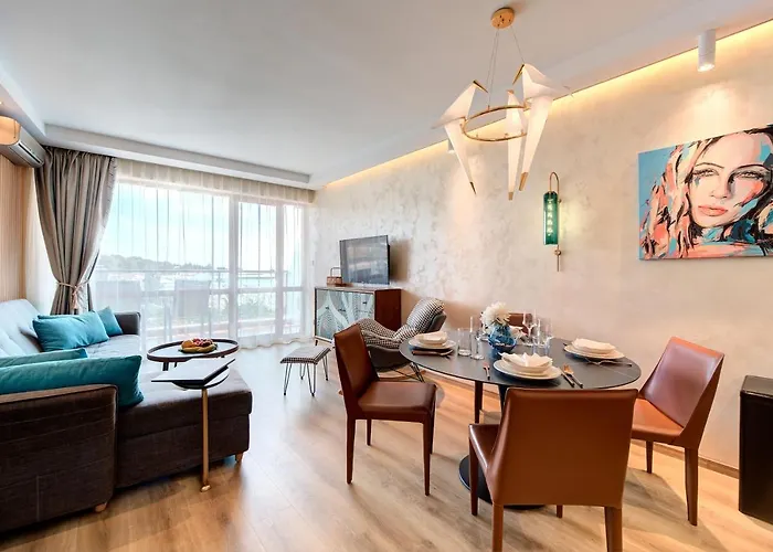 Beachfront Smart Homes By Marty's 4* 阳光海滩