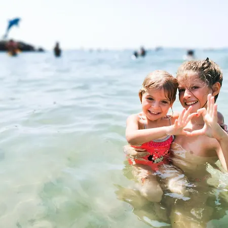 Beachfront Smart Homes By Marty's Apart-hotel Sunny Beach